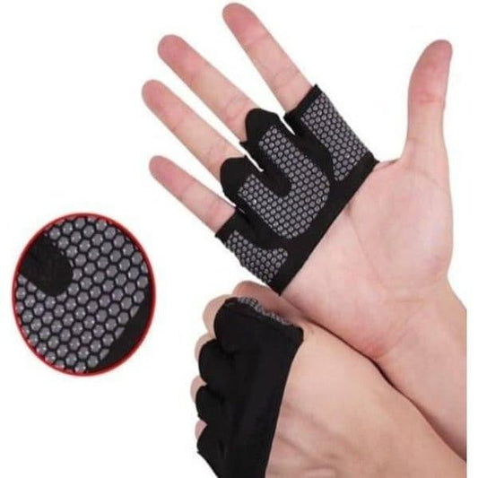 זוג כפפות אימון חצי לאימוני ספורט