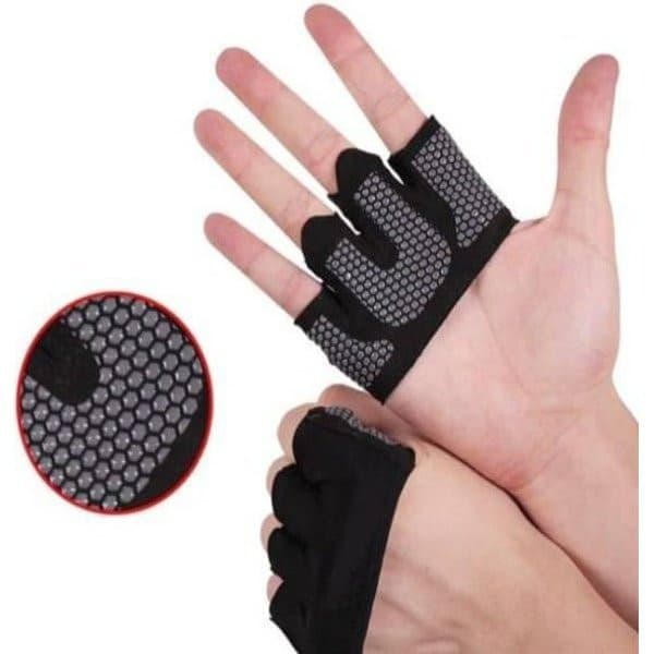 זוג כפפות אימון חצי לאימוני ספורט