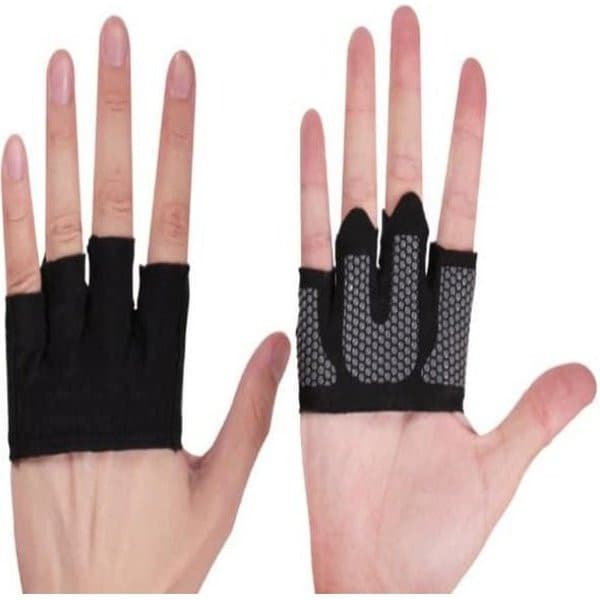 זוג כפפות אימון חצי לאימוני ספורט